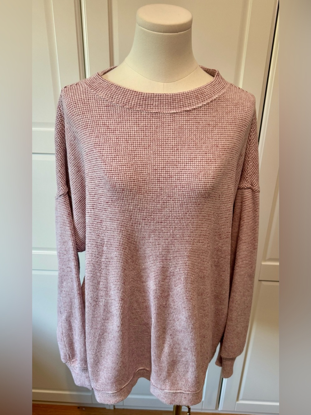 Aerie Oversized Waffle Knit Sweater in Dusty Pink Maroon Hue Size: S (runs big)